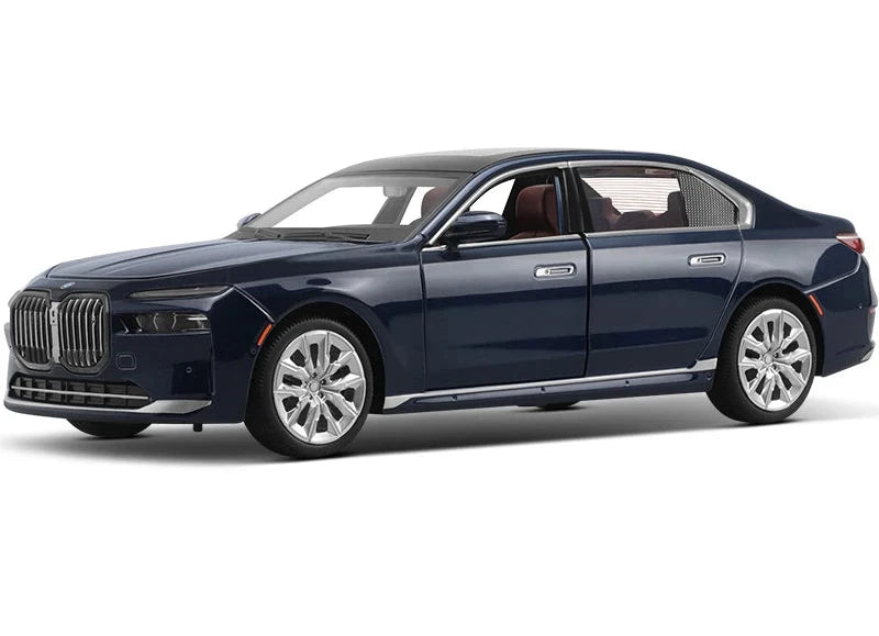 Model BMW i7 G70 1:24
