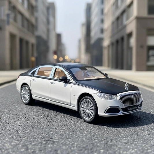Model Mercedes-Benz Maybach S680 1:24