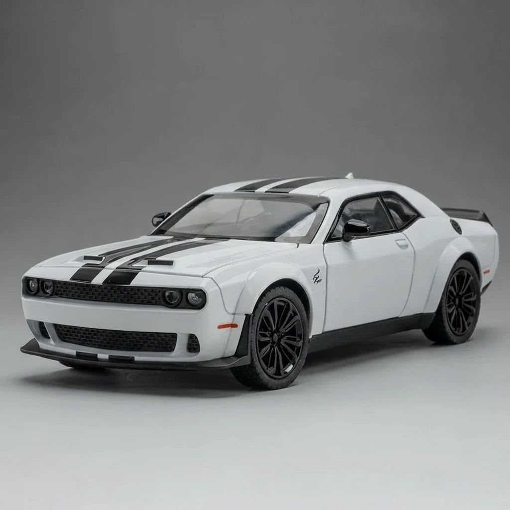 Model Dodge Challenger SRT Hellcat 1:24