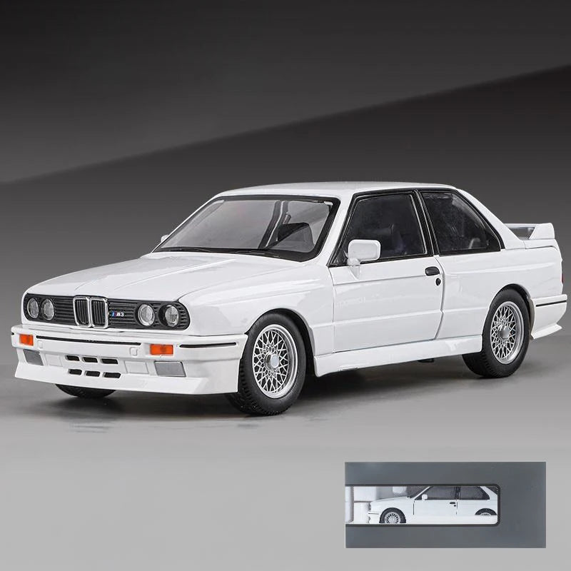 Model BMW E30 1:24