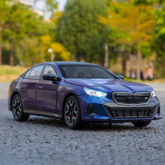 Model BMW i5 M60 1:24