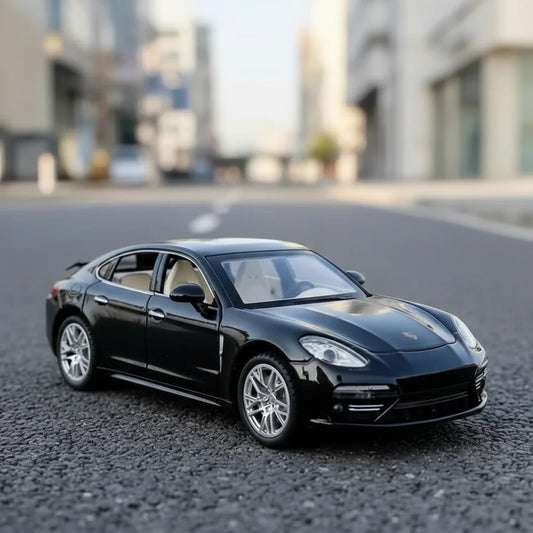 Model Porsche Panamera 1:24