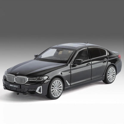 BMW 530Li 1:24 – luksusowy metalowy model kolekcjonerski z LED