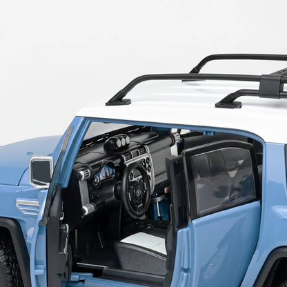 Toyota FJ Cruiser 1:24 – terenowy SUV metalowy model kolekcjonerski z LED
