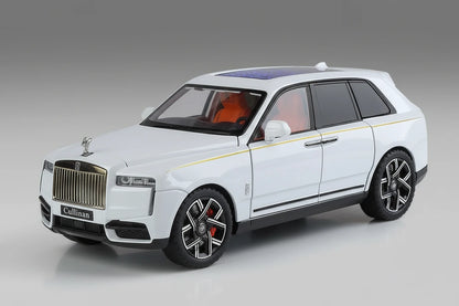 Rolls-Royce Cullinan 1:24 – luksusowy SUV metalowy model kolekcjonerski z LED