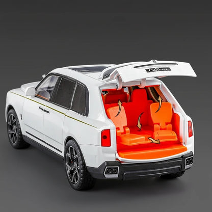 Rolls-Royce Cullinan 1:24 – luksusowy SUV metalowy model kolekcjonerski z LED