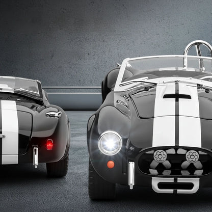 Shelby Cobra 1965 1:24 – klasyczny roadster model kolekcjonerski z LED