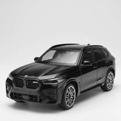 BMW X5M F95 1:24 – sportowy SUV model kolekcjonerski z LED