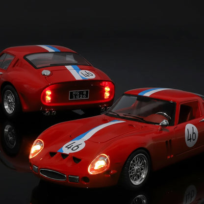 Ferrari 250 GTO 1:24 – legendarny klasyk metalowy model kolekcjonerski z LED