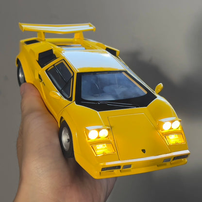 Lamborghini Countach LP500S 1:24 – legendarny supercar model kolekcjonerski z LED