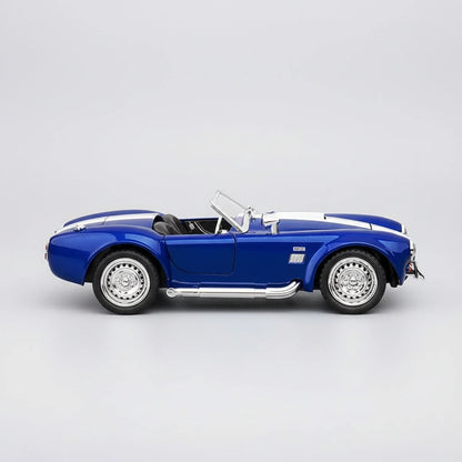 Shelby Cobra 1965 1:24 – klasyczny roadster model kolekcjonerski z LED