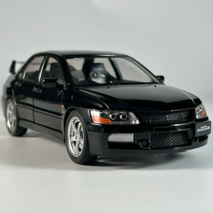 Mitsubishi Lancer Evolution IX 1:24 – kultowy JDM model kolekcjonerski z LED