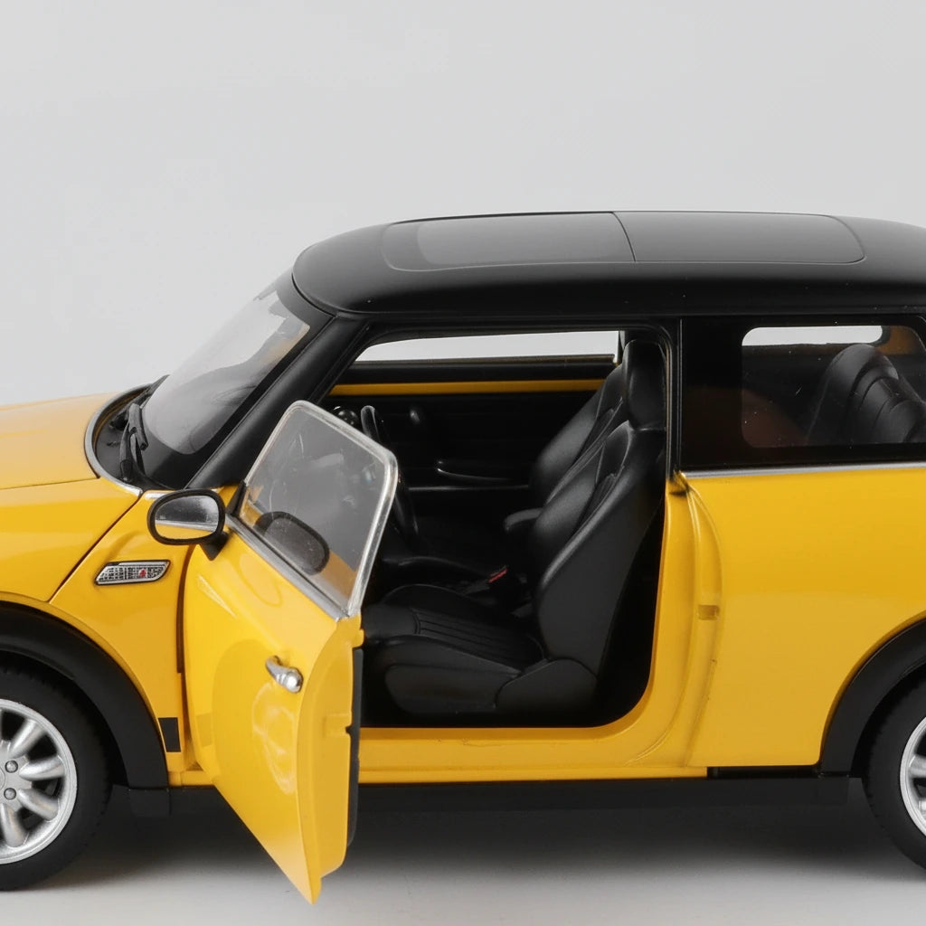 Mini Cooper S 1:24 – stylowy hatchback metalowy model kolekcjonerski z LED